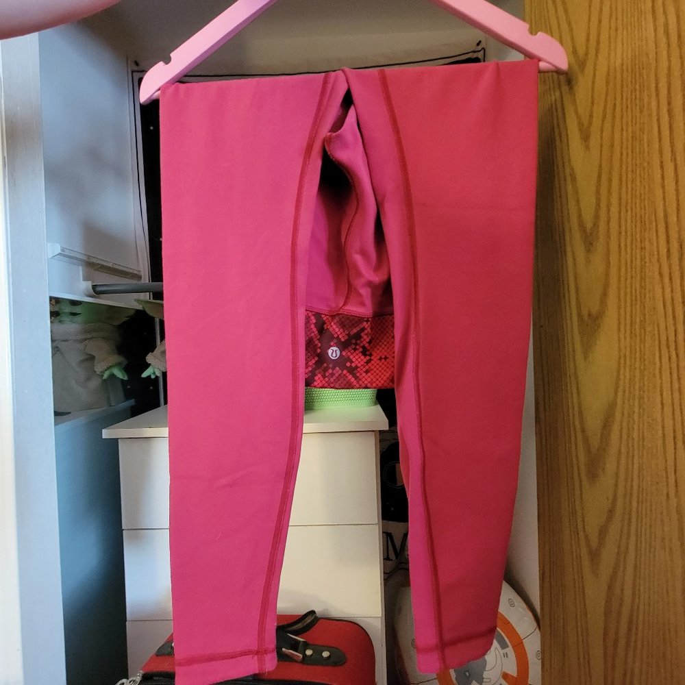 Lululemon reversible orange and red size 10 leggings